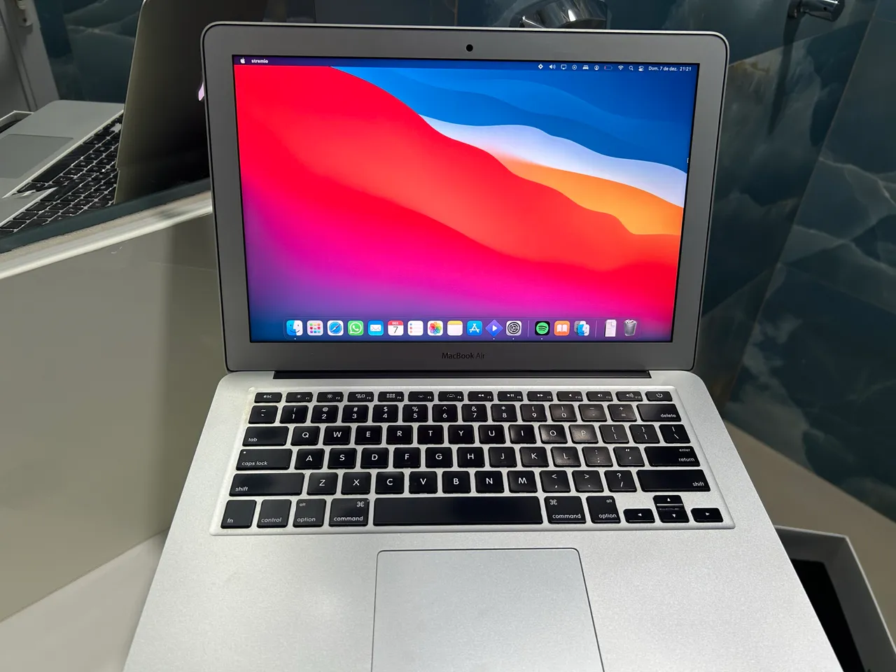 即日発送 MacBook Air 2015 8GB SSD251GB 即日発送 MacBook Air 2015 8GB SSD251GB macbook air 2015 8gb