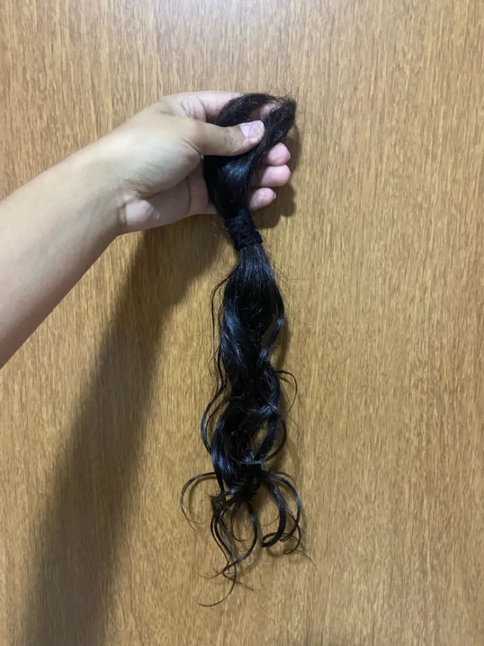 Cabelo liso, loiro escuro natural - sem química 