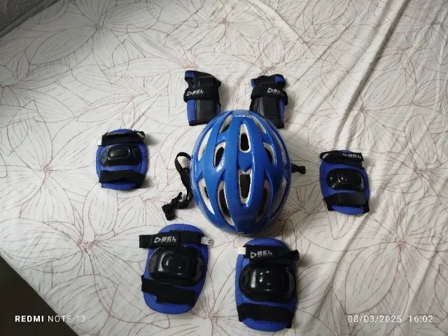 Kit de proteção para patins e skate. 