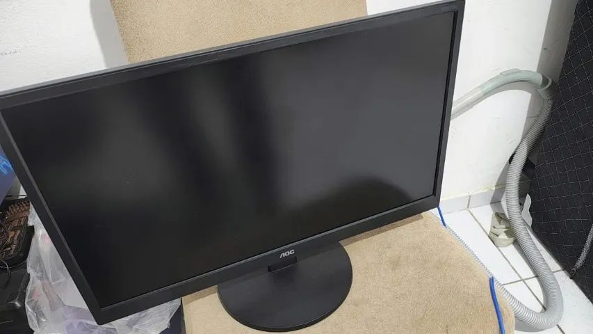 Monitor AOC 23" 60Hz
