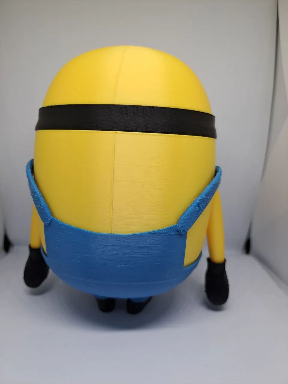 BONECO AMARELO 3D INSPIRADA MINIONS - Foto 3