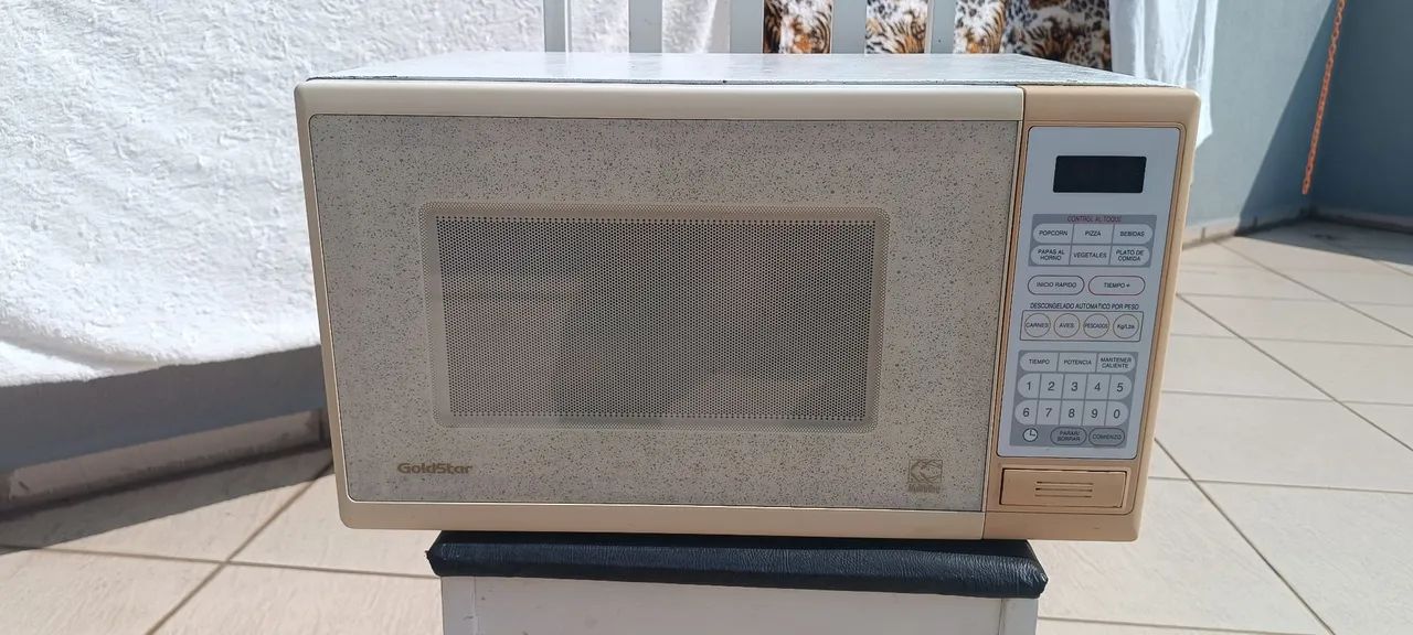 Micro-ondas GoldStar - Usado - Excelente Estado!