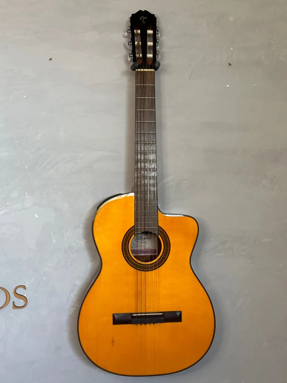 Violão Clássico Takamine GC3CE - Excelente