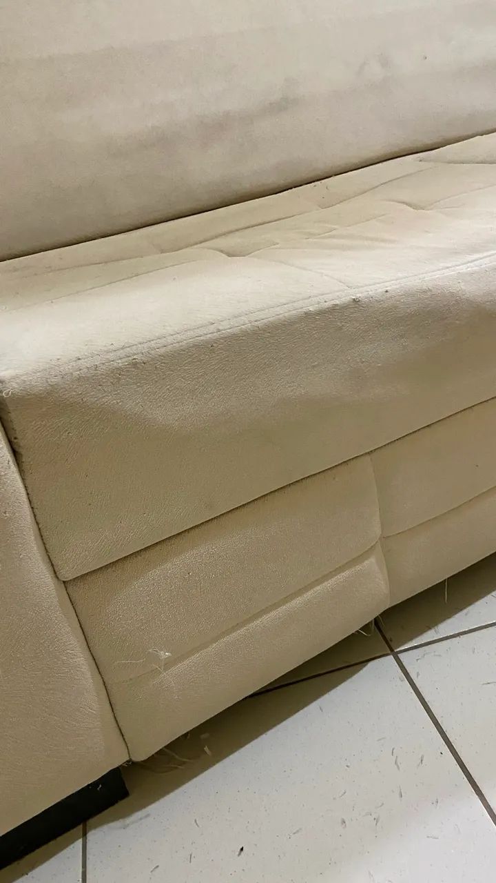 Sofá dois lugares 64573824573827122