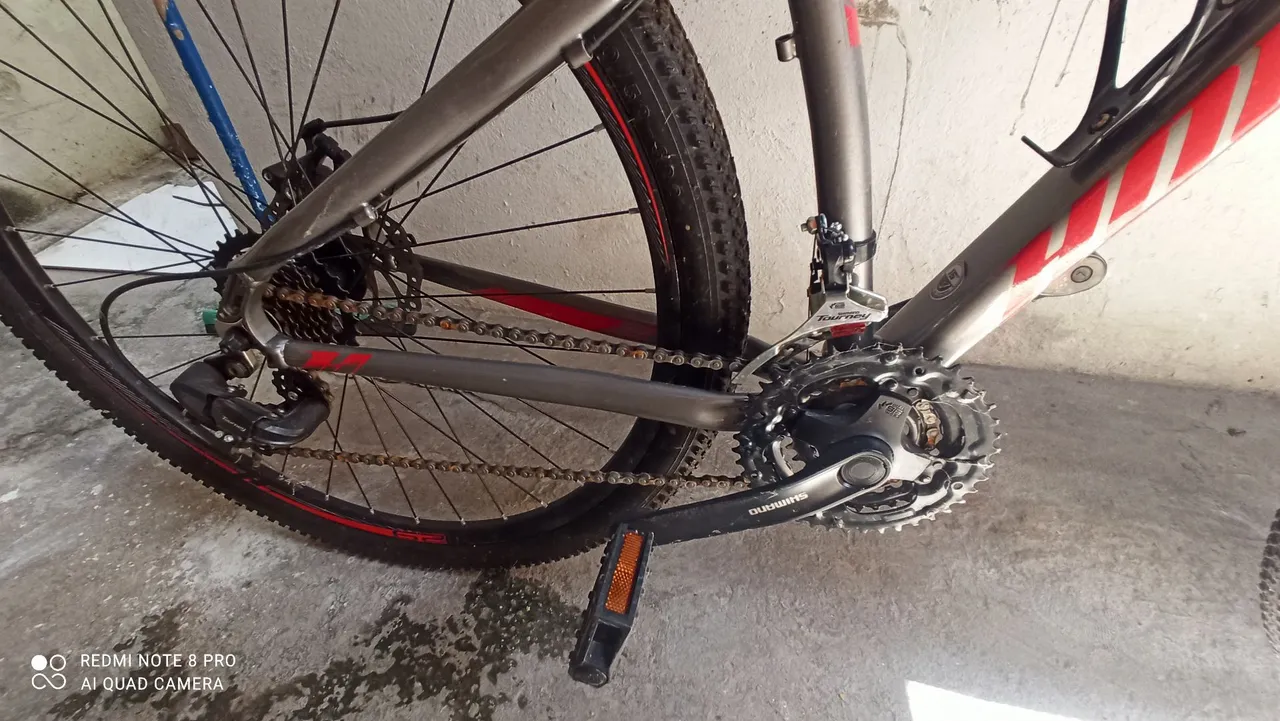 Bicicleta Mountain Bike