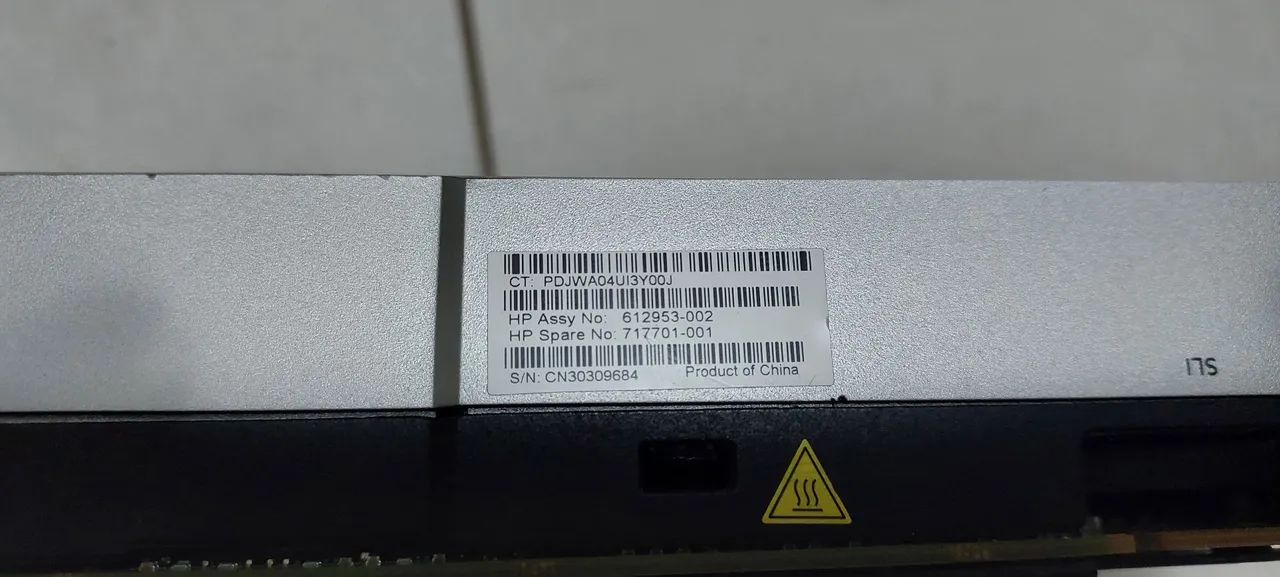 Placa de Vídeo NVIDIA Quadro 6000 COM DEFEITO, liga mas não dá video. - Foto 4