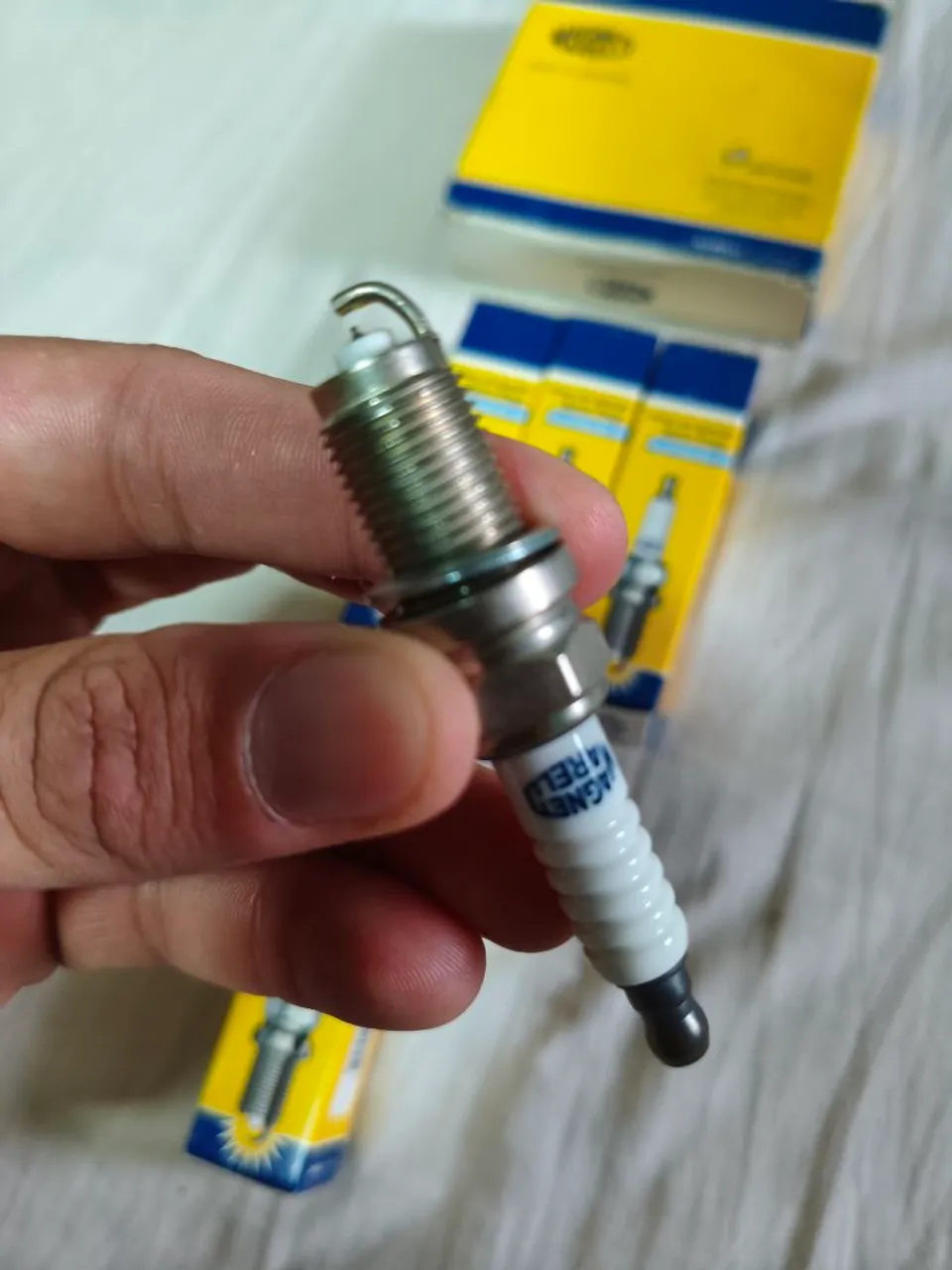 Velas de Ignição Magnet Marelli - Novas