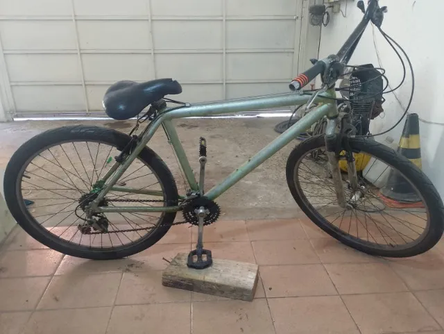 Bicicleta aro 26 quadro de alumínio