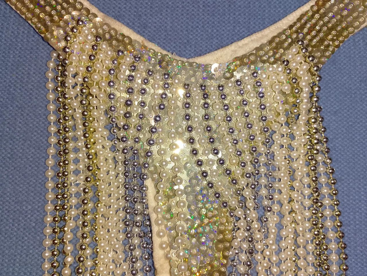Biquíni Passista dourado com contas  - Foto 3