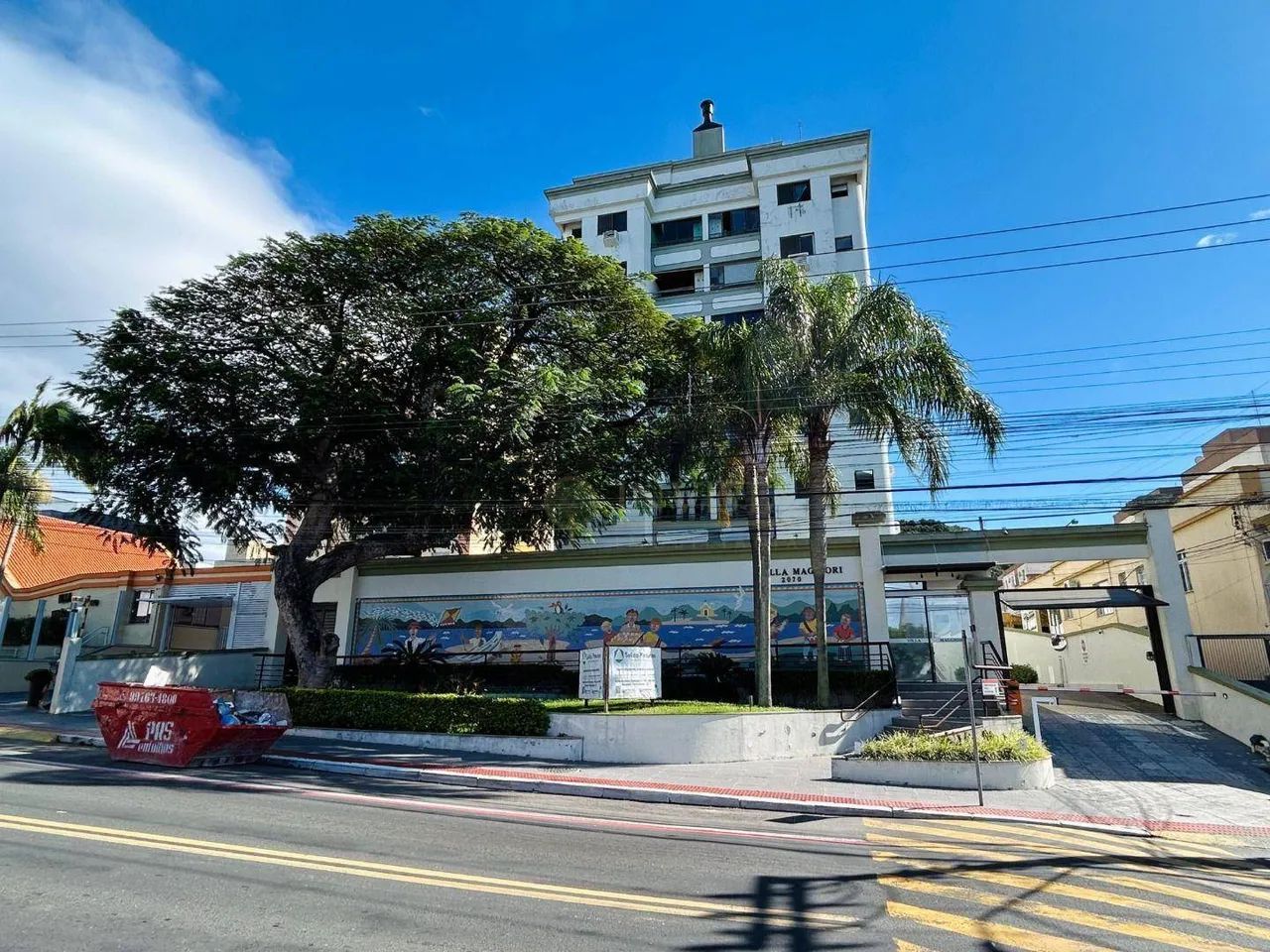Apartamento de 125 m² com 3 quartos e churrasqueira à venda em Florianópolis - Bairro Coqu