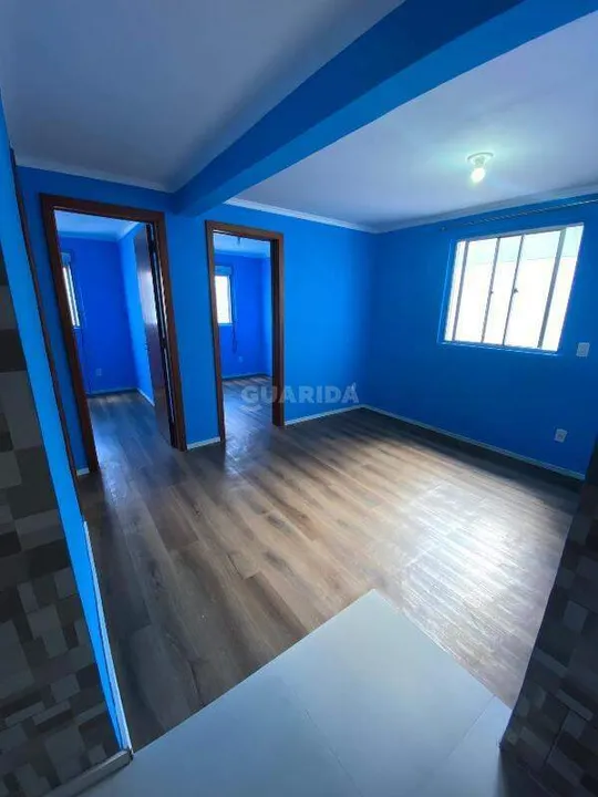 Apartamento com 2 dormitórios no bairro Partenon.