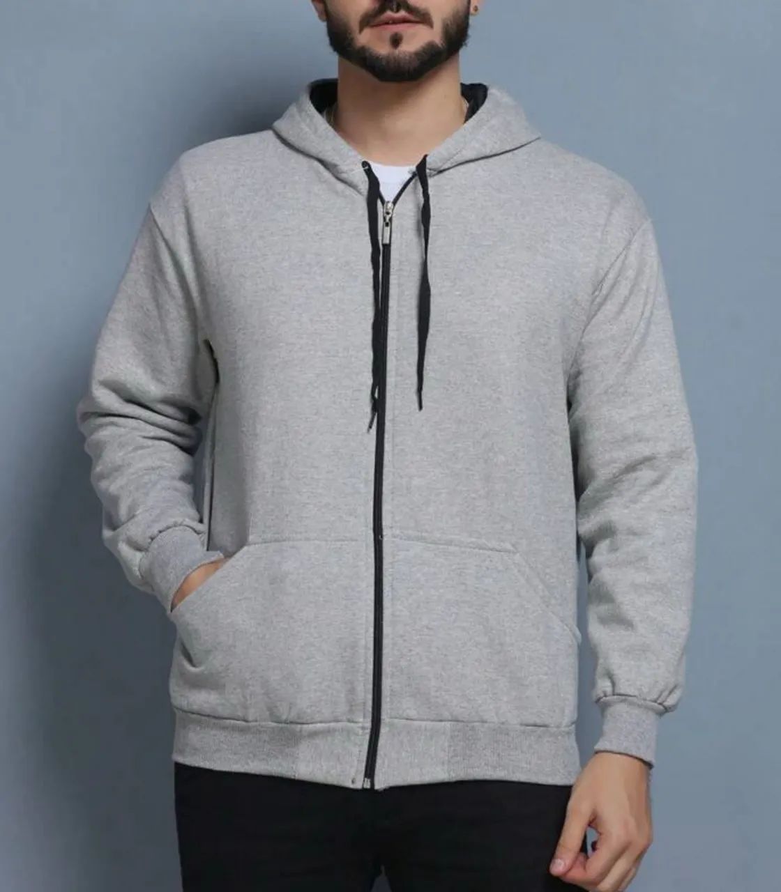 Moletom Cinza com Zíper e Capuz 