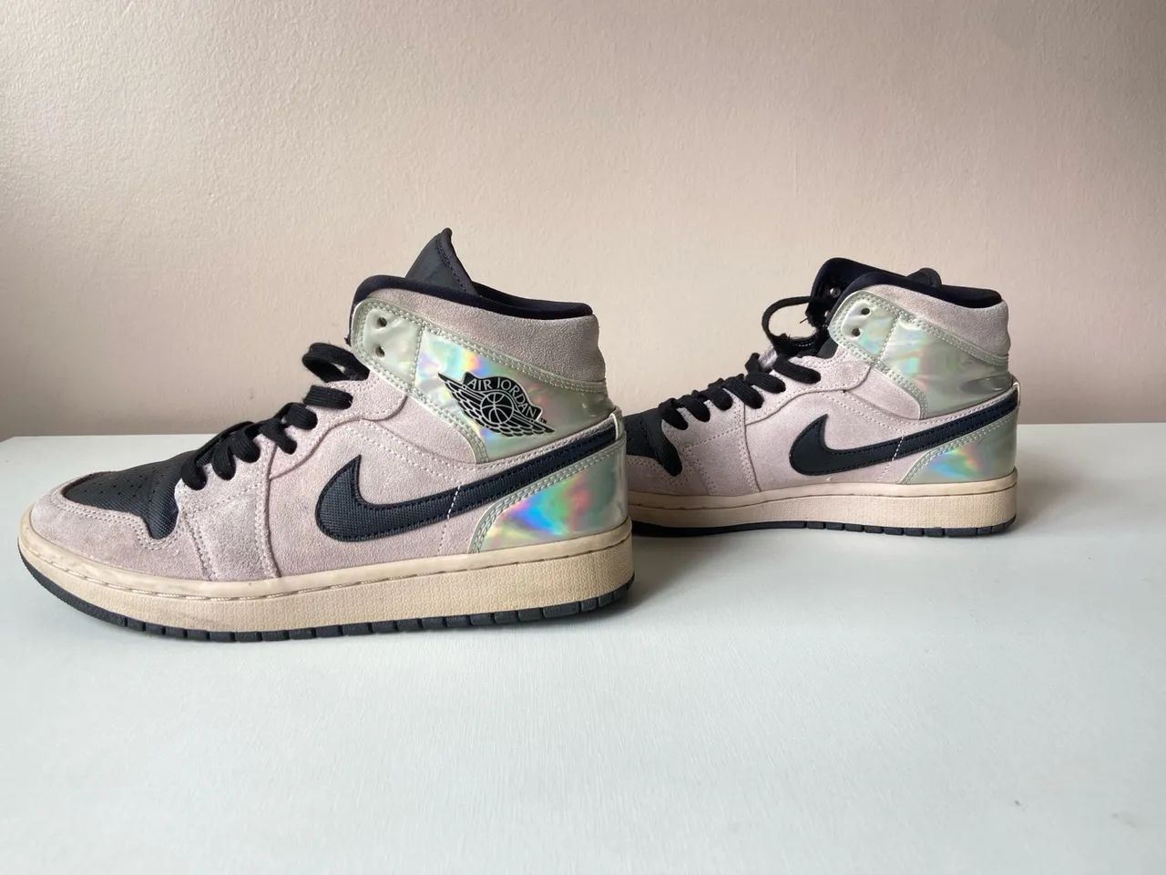 jordan 1 dirty powder iridescent