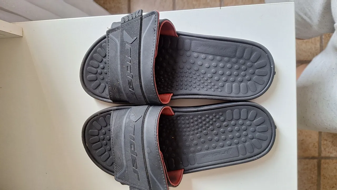 Sandálias Rider Slide Masculinas - Preto e Vermelho