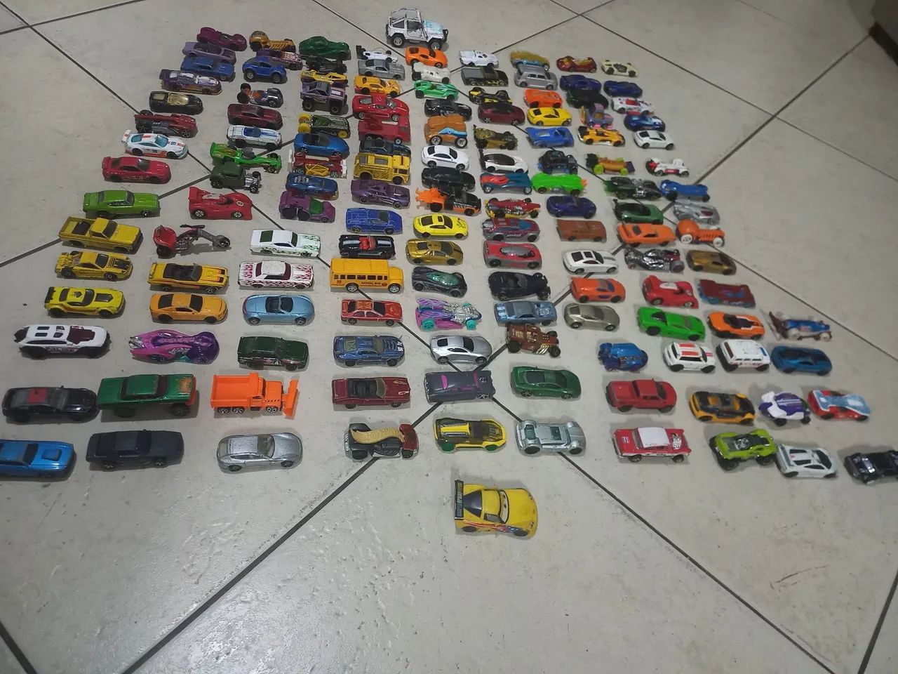 Carrinho Hot Wheels - Foto 3