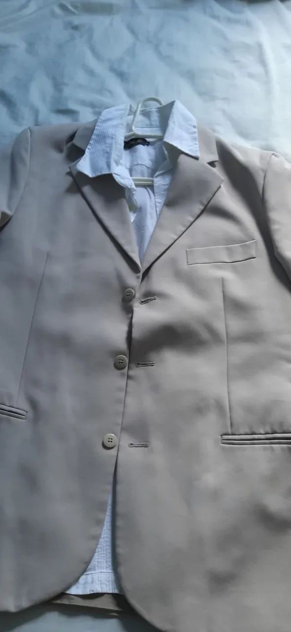 Casaco Dockers Bege e Camisa Branca - Foto 2