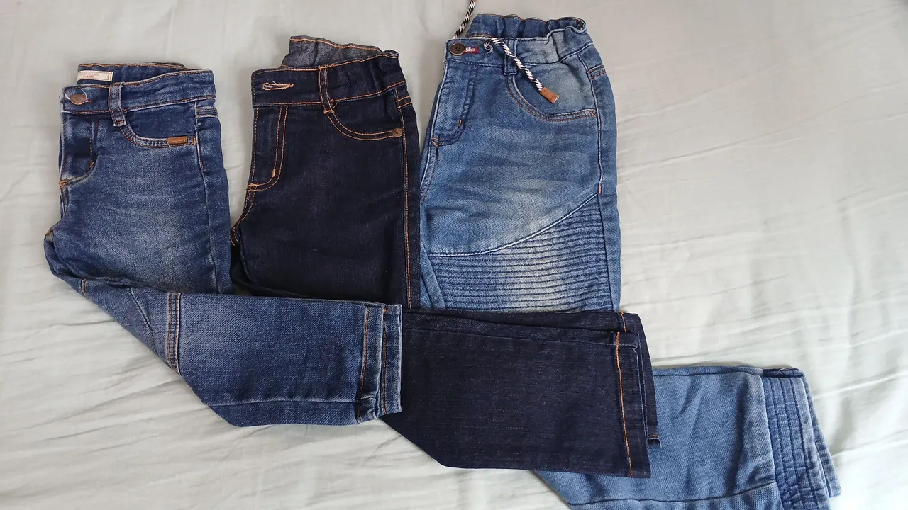 Calças jeans infantis - 3 peças