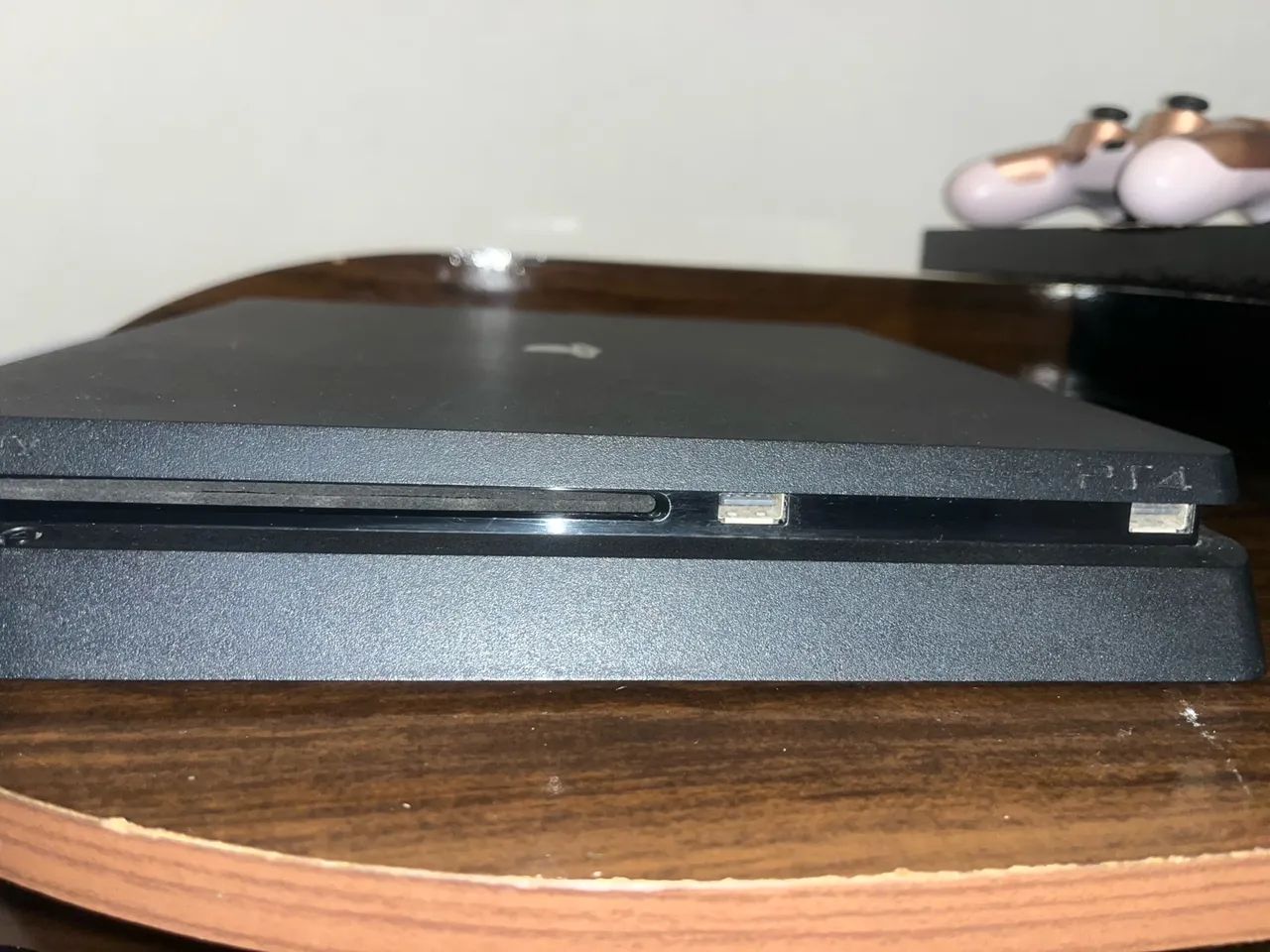 PS4 SLIM 1 TB - Foto 3