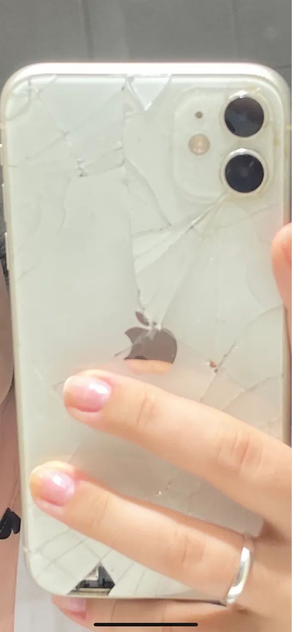 IPHONE 11 BRANCO