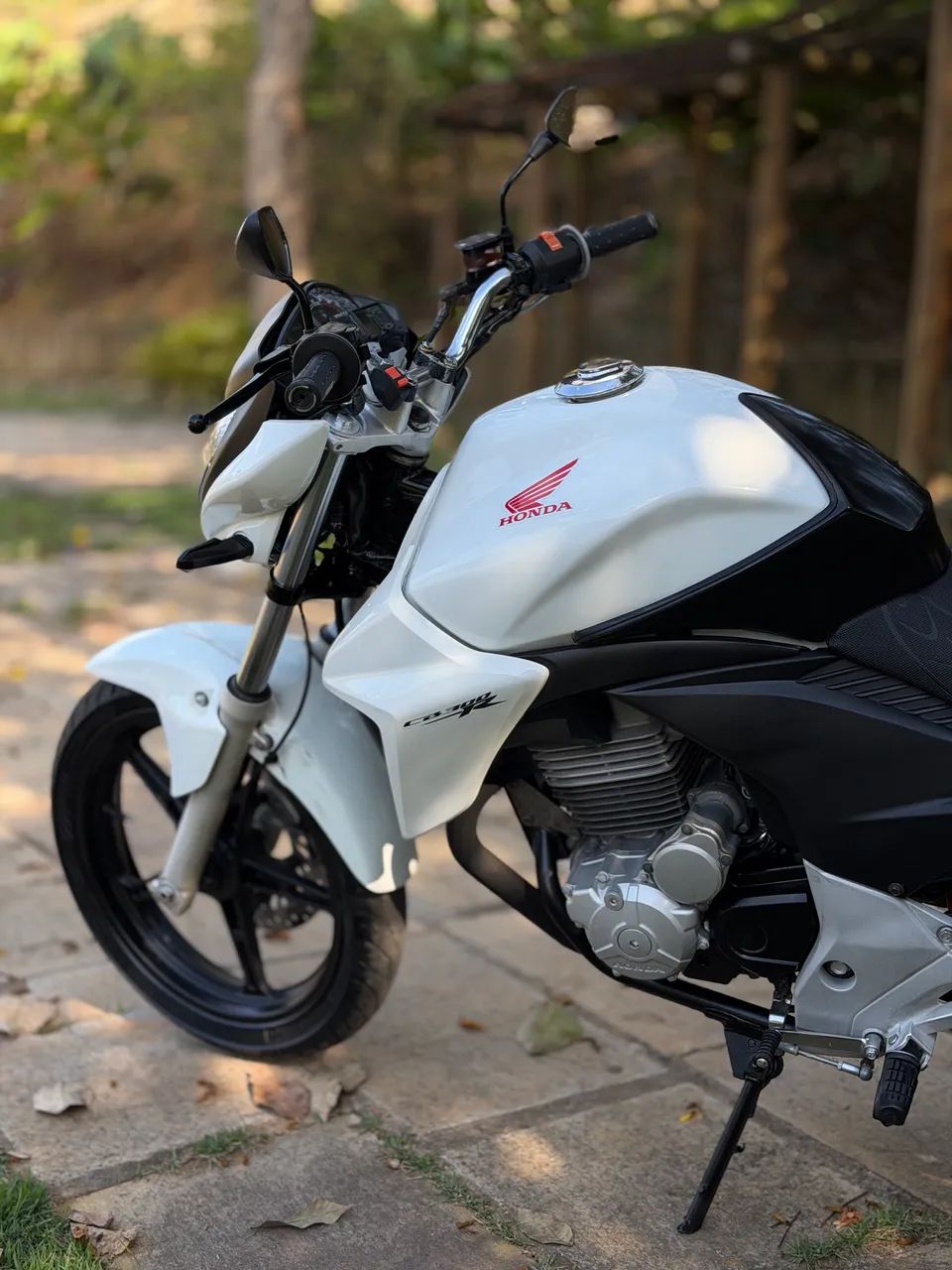 CB300r 2012  - Foto 3