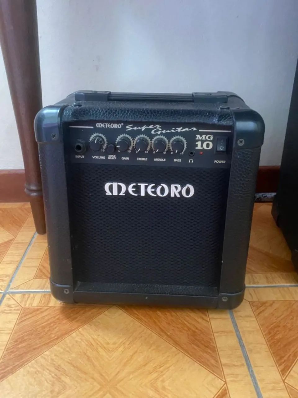 Amplificador Meteoro MG10 - Foto 2
