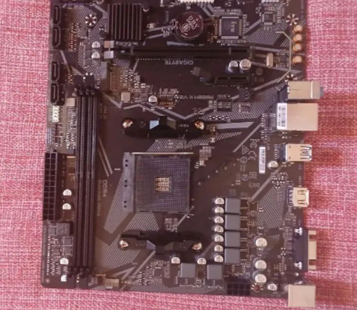Placa mãe gigabyte a520m k v2