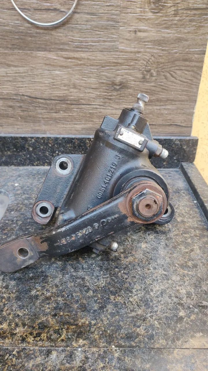 Caixa de direção vw 8120  *) - Foto 4