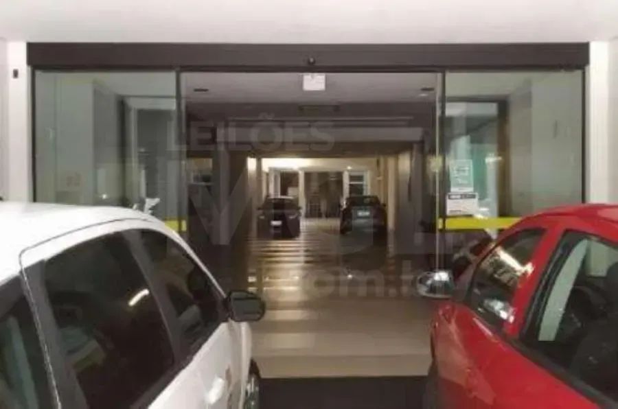 FLORIANÓPOLIS/SC - Prédio Comercial com 9.734,00m² em terreno de 1.204,71m² no Centro - Foto 4