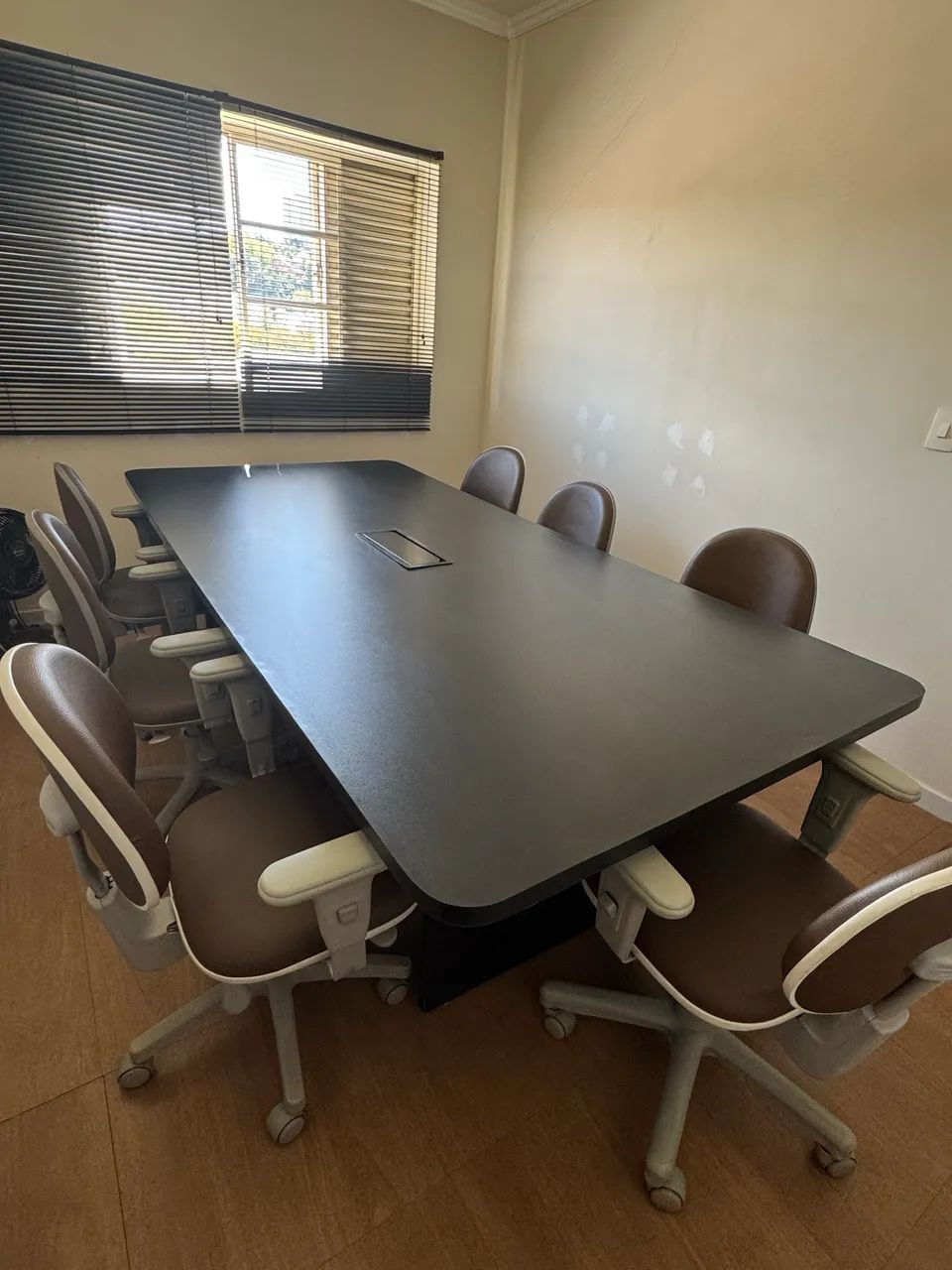 Mesa de reunião 10 lugares 