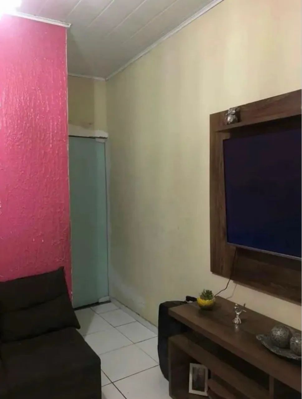 Casa à Venda 2 Quartos 1 Banheiro  - Foto 4