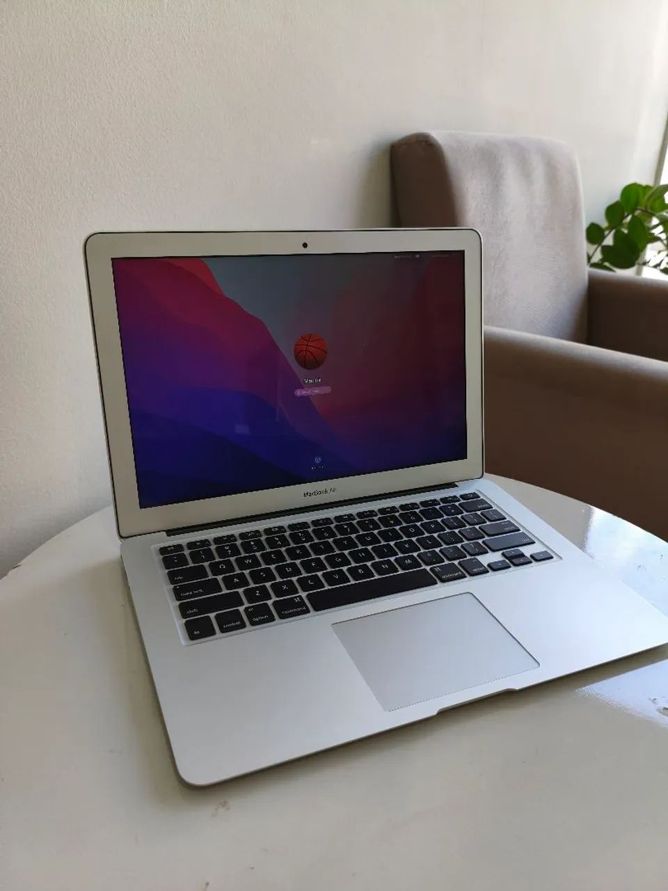 Apple MacBook Air 13" - Intel Core i5 - 8GB Ram - SSD 120GB - Barato - Foto 4