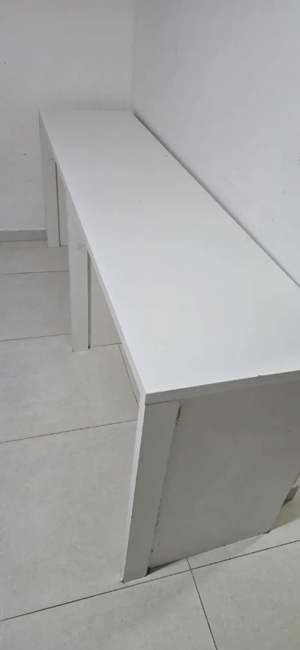 MESA / BANCADA EM MDF BRANCO