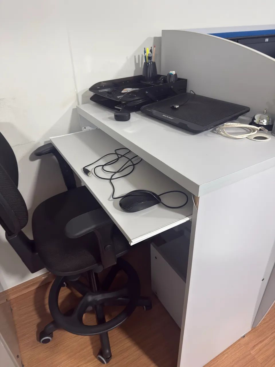 Mesa alta e cadeira caixa alta  - Foto 2