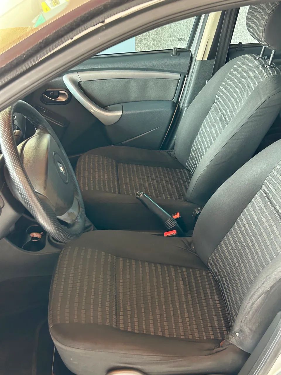 Renault Sandero Expression Hi-flex 1.6 8V 5P 2013 - Foto 4