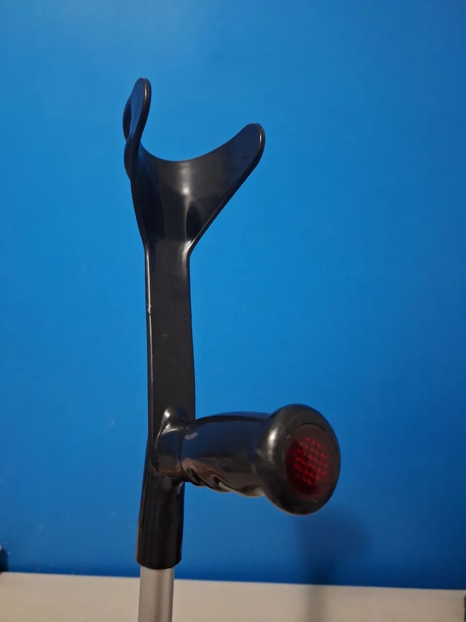 MULETA EM ALUMINHO CANADENSE PRETA - ALO (Ref. 10797) - Marca : ALO - Modelo : CANADENSE - Foto 2