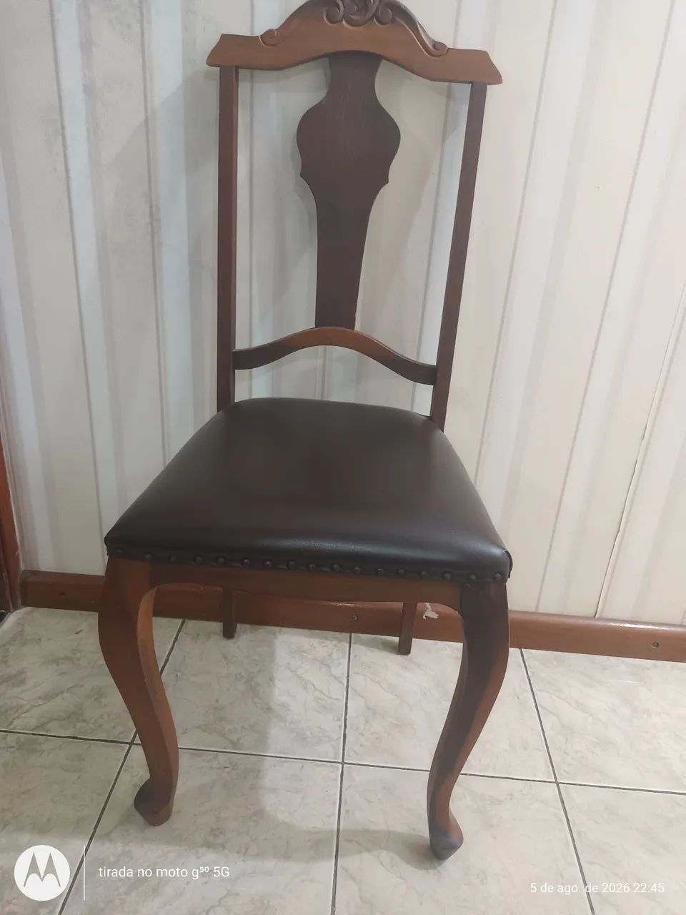 Cadeira antiga 