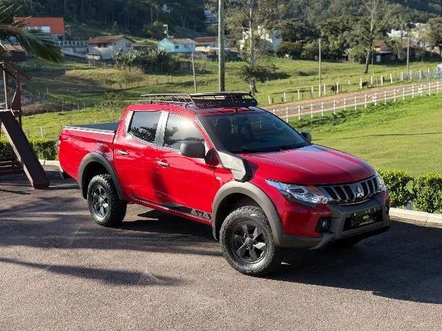 Mitsubishi L200 2022