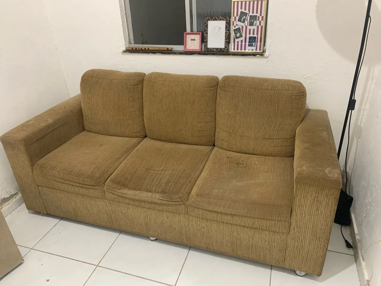 Sofá de 3 lugares usado para reforma - R$100 - Foto 2