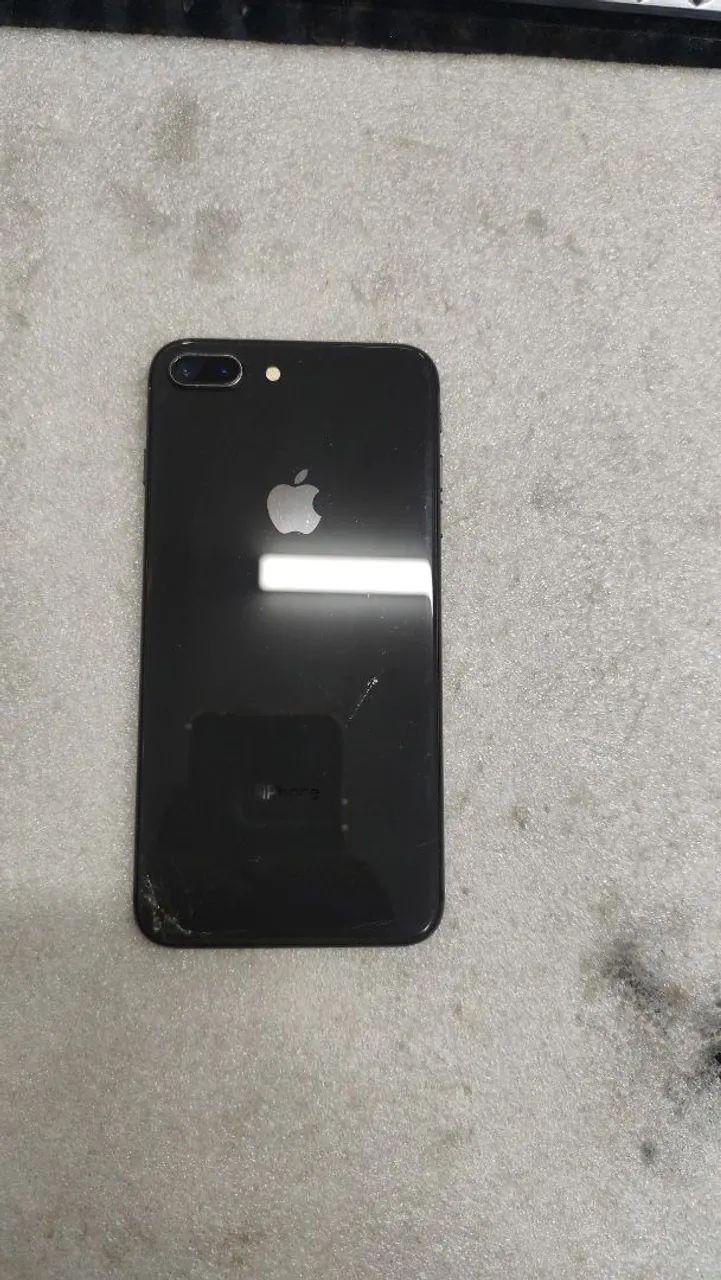 iPhone 8 Plus Usado