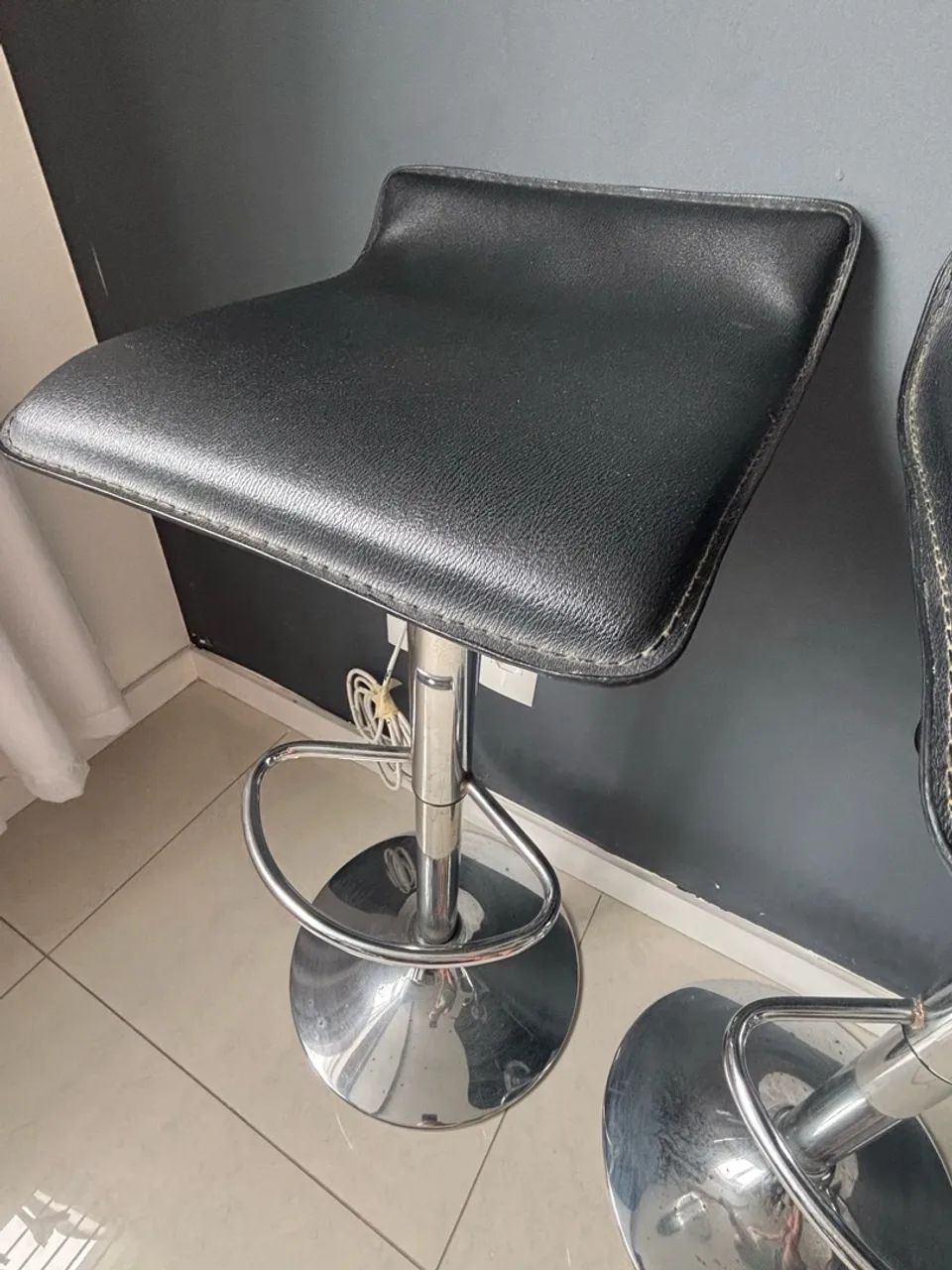 Vende - se banquetas - Foto 2