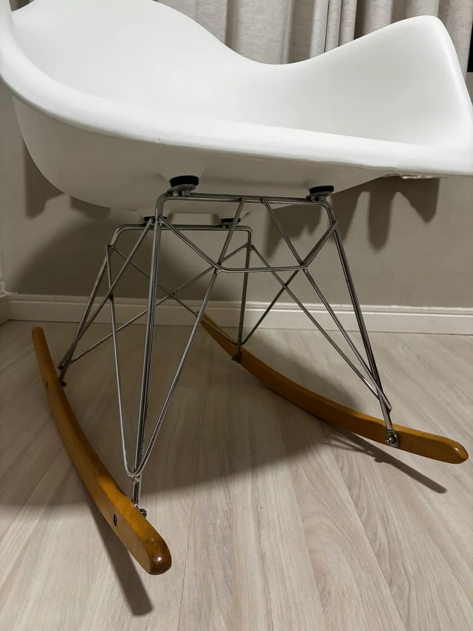 Cadeira de balanço Charles Eames - Foto 4