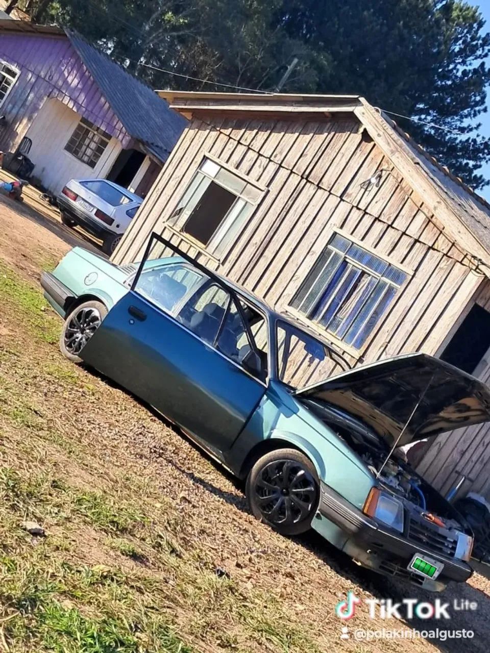Chevrolet Monza GL 1.8 Efi/ SL/ L/ 650/barc. 2e4p (álcool) 1984