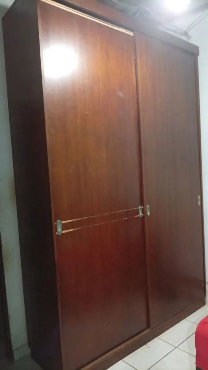 Guarda - roupas solteiro 