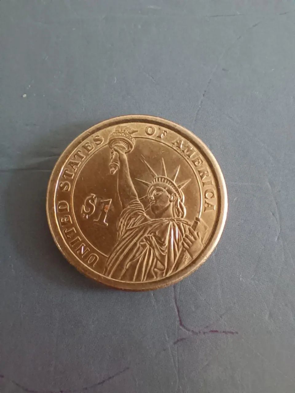 Moeda estrangeira 1 dólar dos estados unidos ano 2010 mbc  - Foto 2