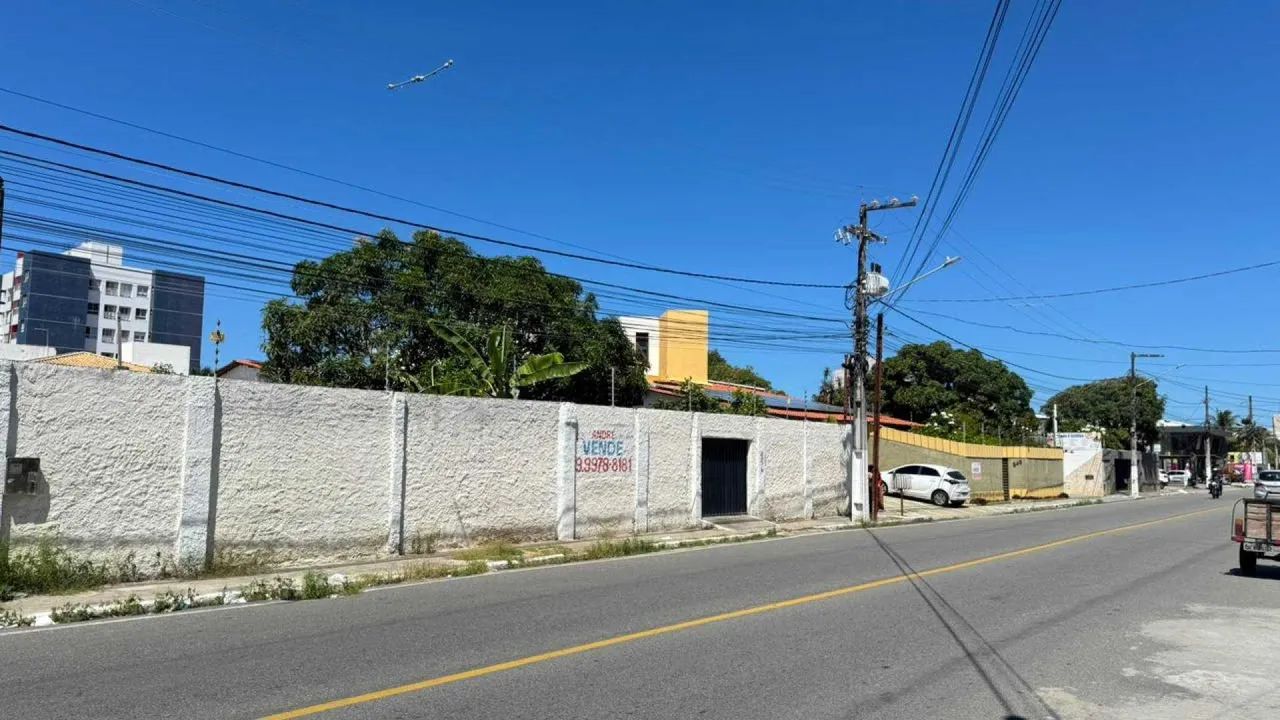LOTE EM RUA PÚBLICA NA COROA DO MEIO [60284]