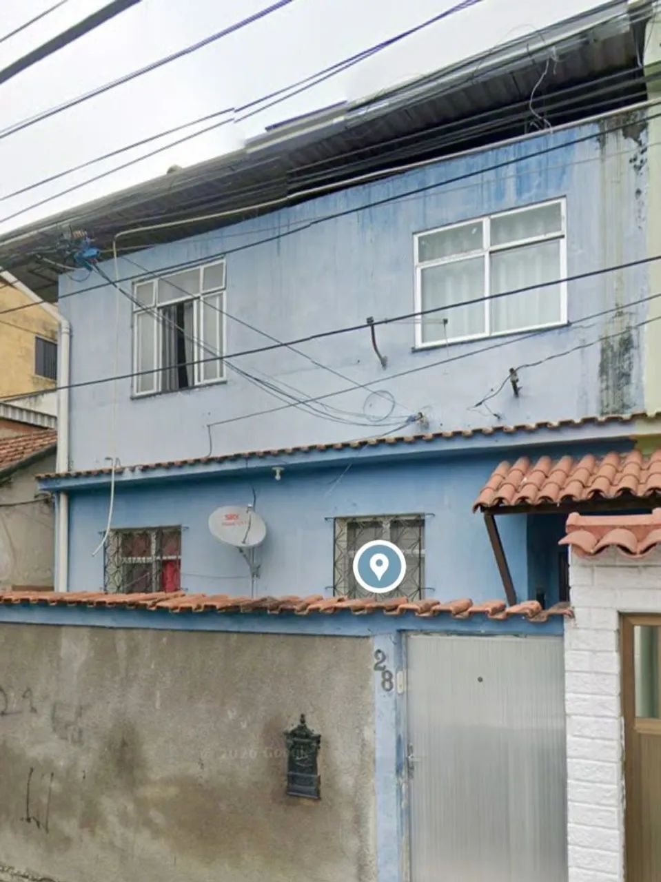Alugo casa R$900