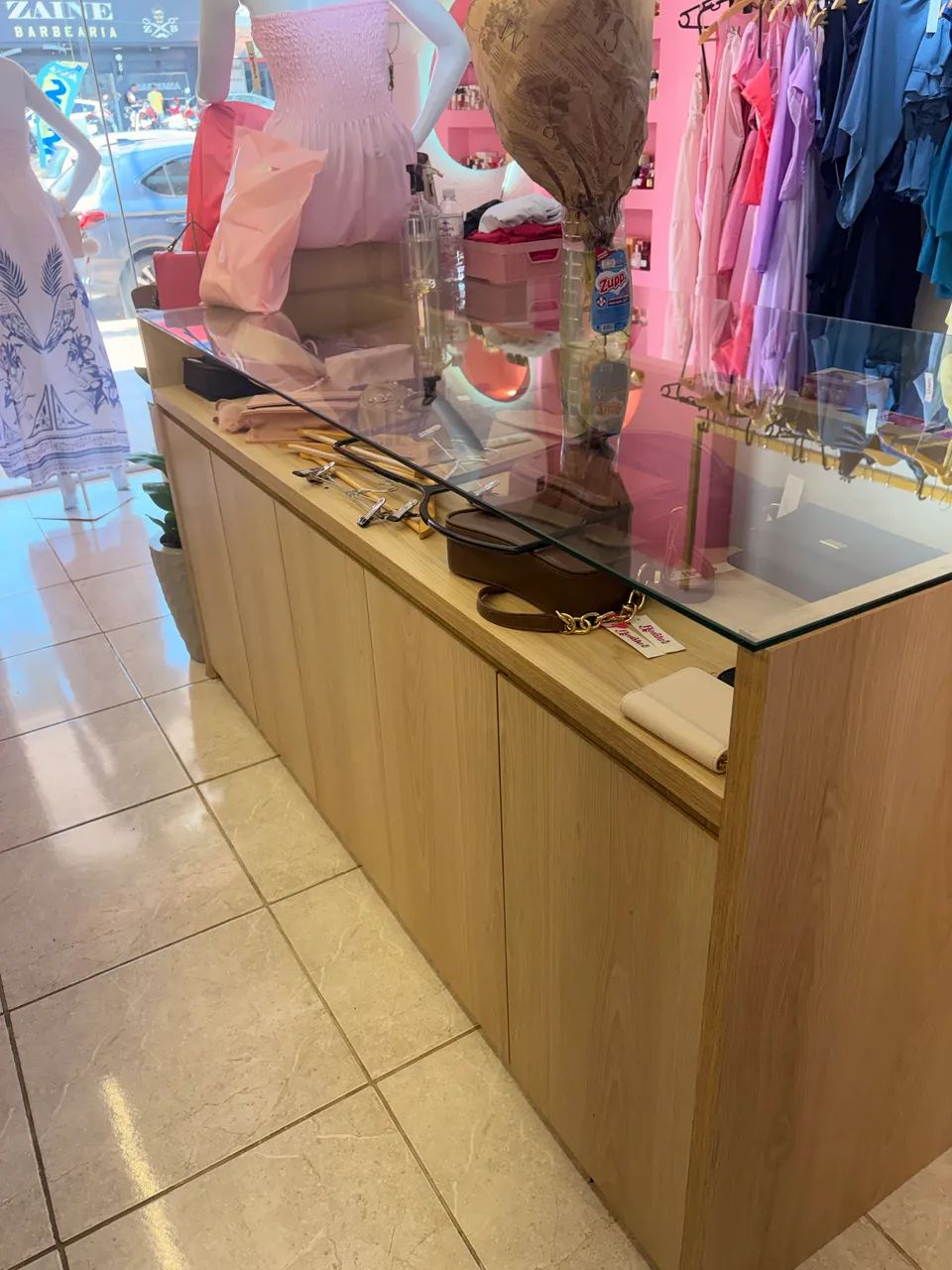 Balcão armario tampa de vidro - Foto 4