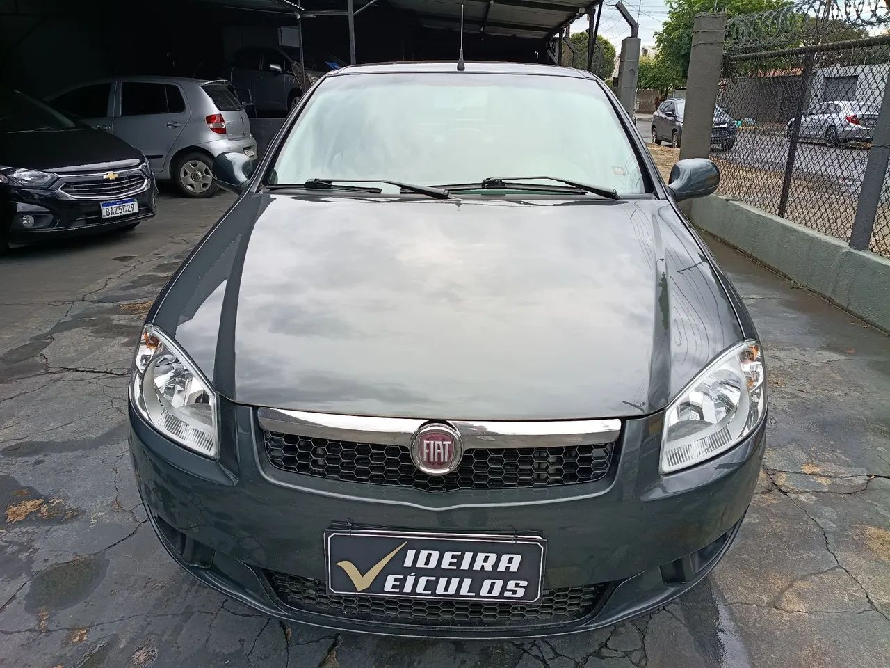 Fiat Siena Siena EL 1.0 mpi Fire Flex 8V 4p 2013