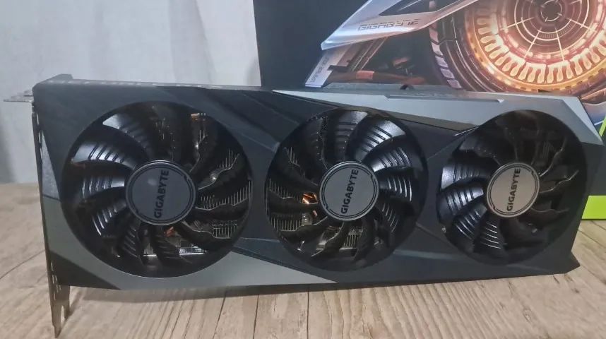RTX 3060 Ti Gigabyte Gaming OC 8GB | WINDFORCE 3X | Excelente Estado - Foto 3