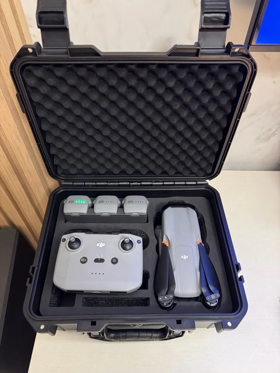 DRONE DJI AIR 3 FLY MORE COMBO (SEMINOVO) - Foto 2